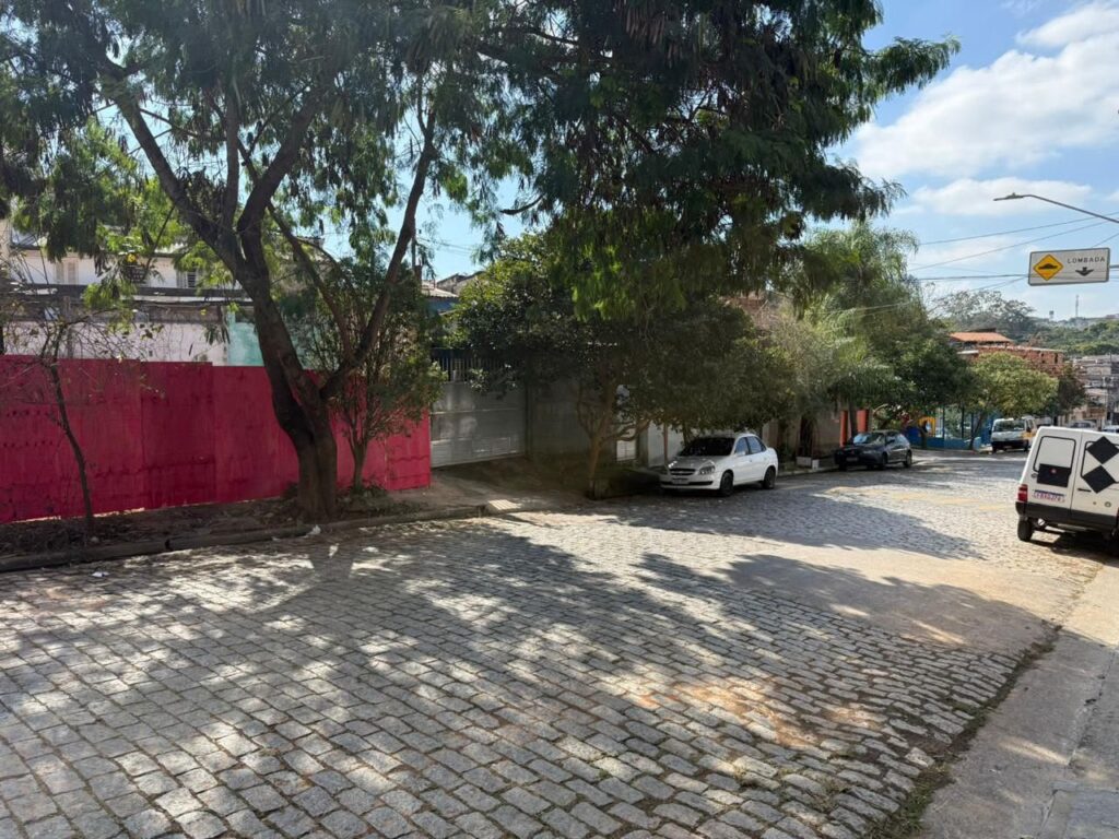 TERRENO A VENDA JD. UBIRAJARA